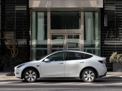 ტესლა მოდელ Y-ის ნაწილები: იაფად და მაღალი ხარისხი